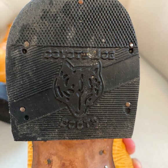 Cowboy Boots, Golden Yellow, Women's size 8.5 (US) - Picture 10 of 12